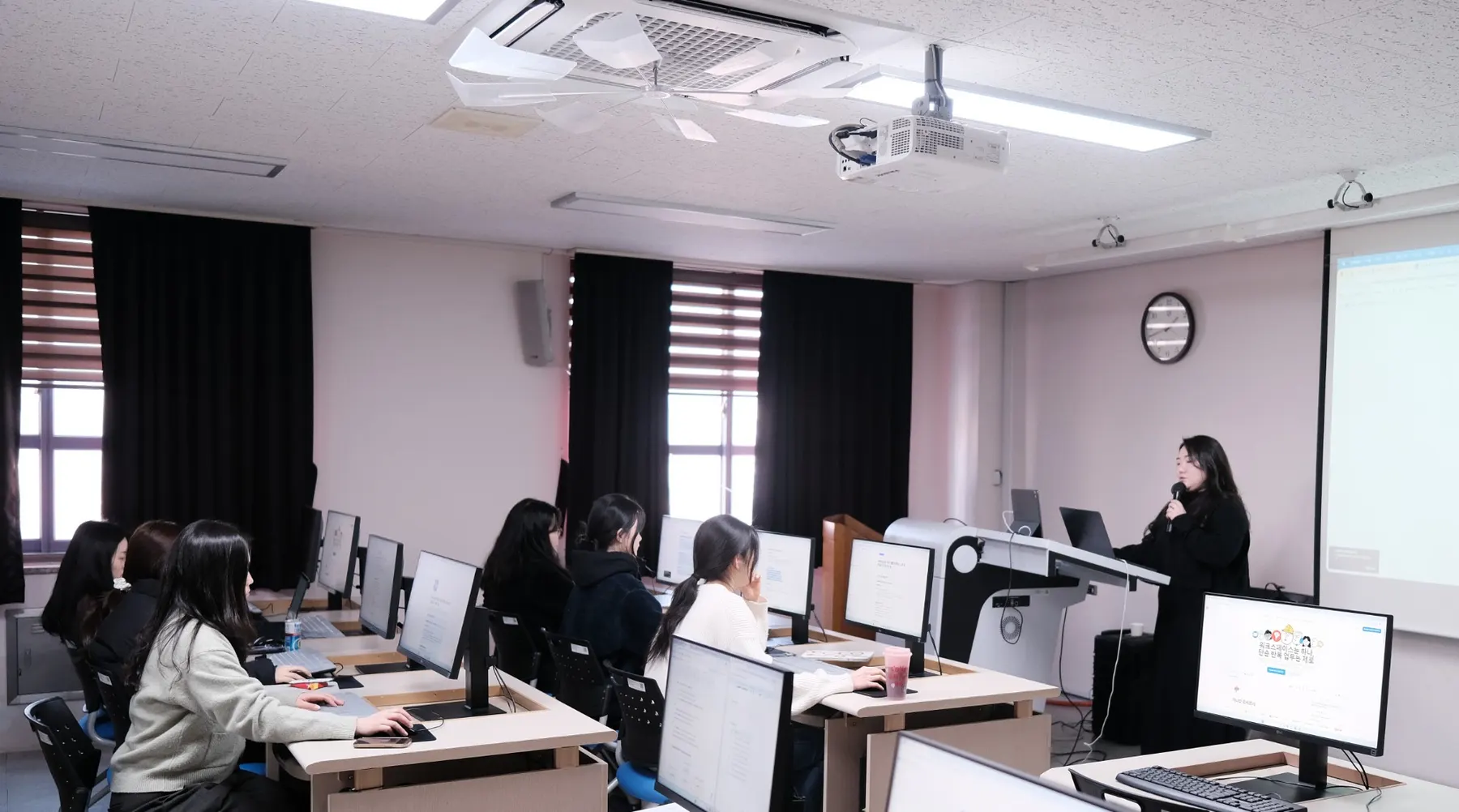 대학교 컴퓨터실에서 진행한 Notion 강의